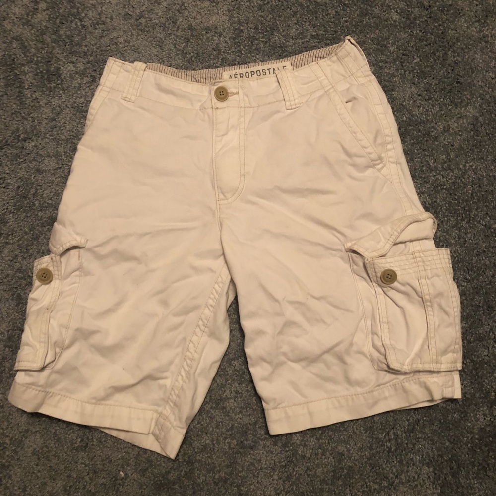 SIZE 29 AEROPOSTALE KHAKI SHORTS